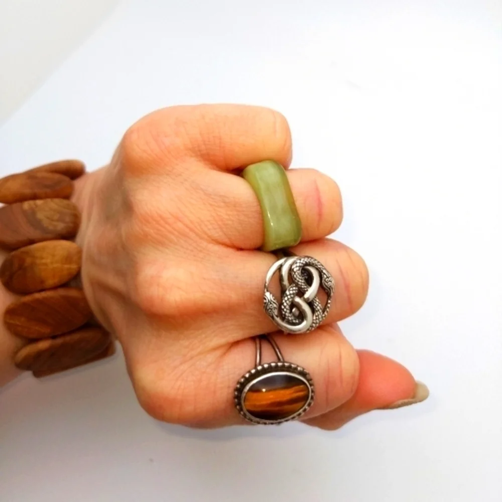 Vintage Sculpture Olive Lucite Ring Size 6.5